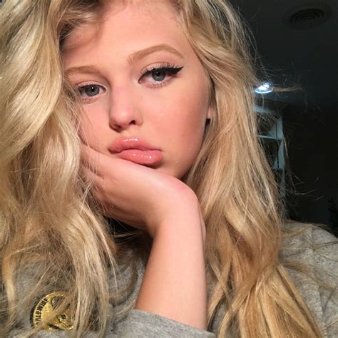 Loren gray twitter - used to be 13 looking 20 now i’m 20 looking 13 <\3. 2:54 AM · May 2, 2022 · Twitter for iPhone. 130